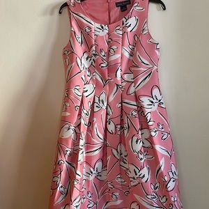 Spring dress Jessica Howard